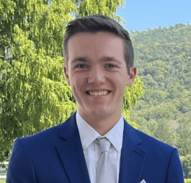 Chad Royer Headshot